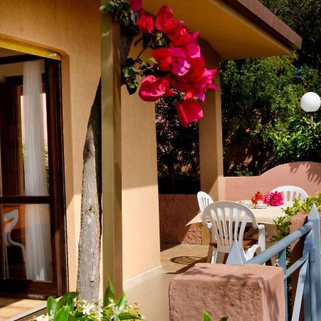 Residence Appartamenti Caffarena 阿尔巴塔克斯 外观 照片
