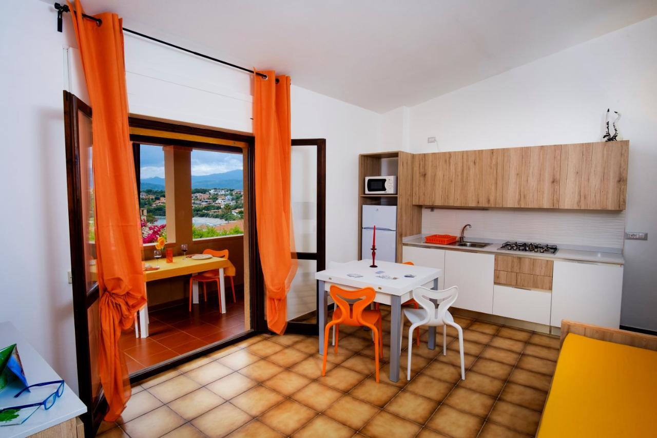 Residence Appartamenti Caffarena 阿尔巴塔克斯 外观 照片