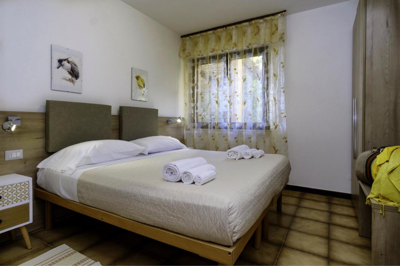 Residence Appartamenti Caffarena 阿尔巴塔克斯 外观 照片